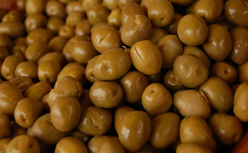 can hamsters eat olives